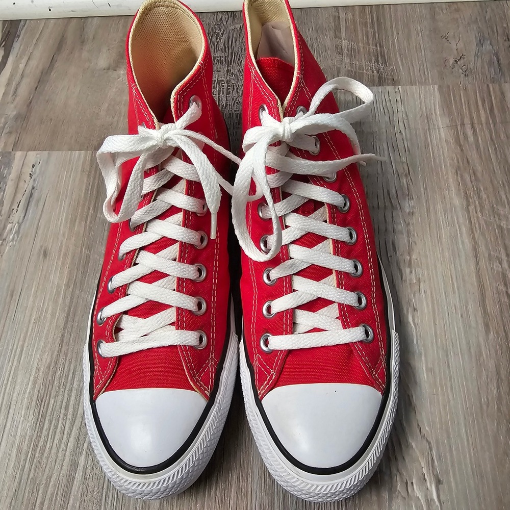Converse Unisex Chuck Taylor All Star High Top Shoes Men 7 Women 9 Red M9621 - Picture 3 of 13